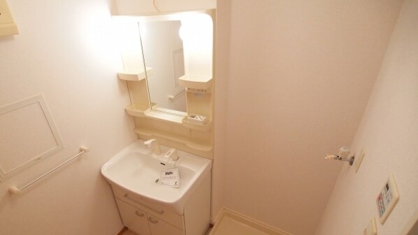 フェリ-チェ カ-サAの物件内観写真